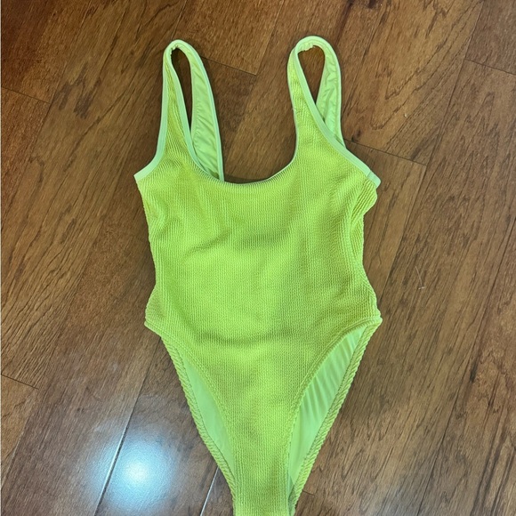 Good American Ribbed One Piece Swimsuit NWOT Sz S/M - Picture 1 of 4
